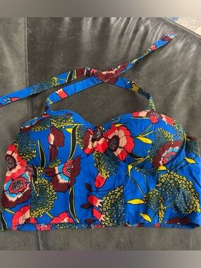 Floral Sweetheart Crop Tank Top in Blue